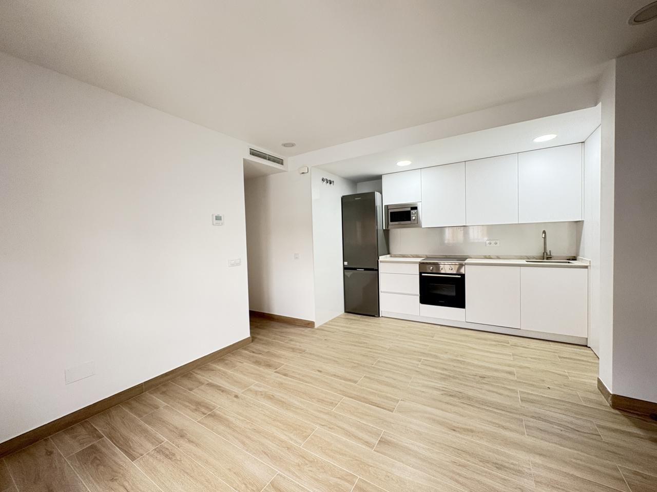 Kitchen of Flat to rent in Daganzo de Arriba  with Air Conditioner