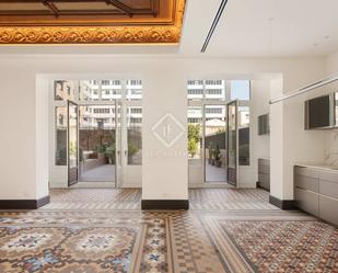 Flat for sale in  Barcelona Capital  with Air Conditioner, Heating and Private garden