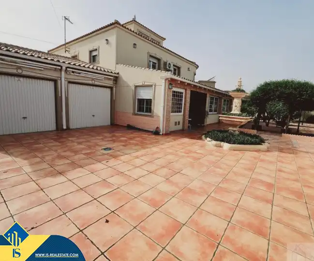 Villa avec piscine à vendre à Zona Carrefour - Urbanizaciones, imagen 3