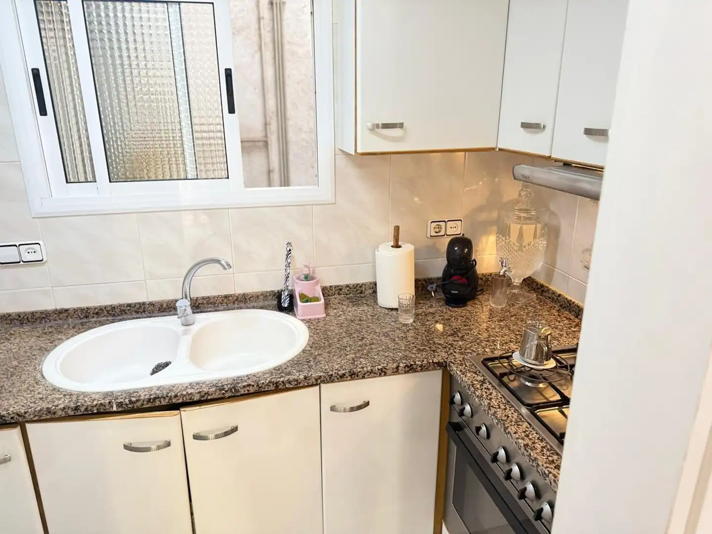 Cocina de Piso en venta en Terrassa con Aire acondicionado, Parquet y Amueblado