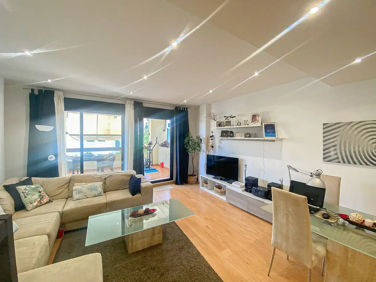 Apartament amb piscina en venda a Selwo, imagen 4