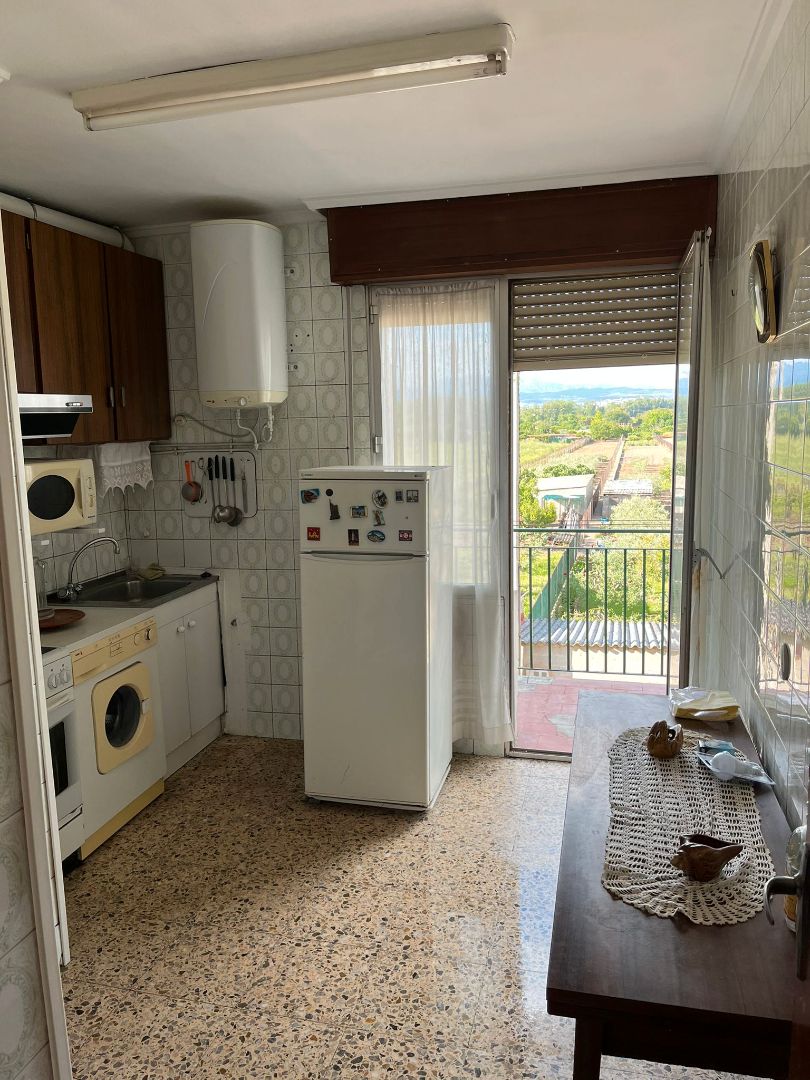 Kitchen of Flat for sale in  Logroño  with Heating, Storage room and Furnished