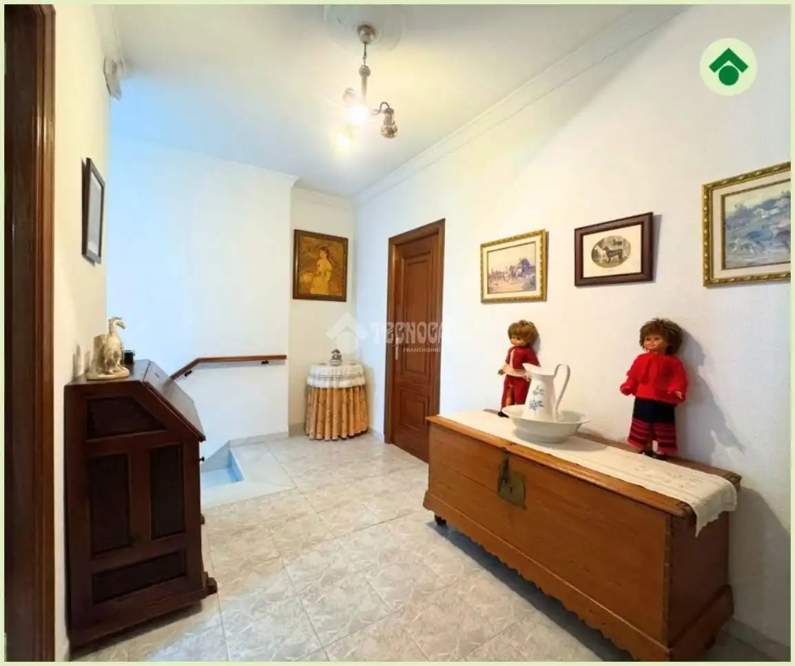 Casa o chalet en venta en Las Cabezas de San Juan con Terraza y Balcón