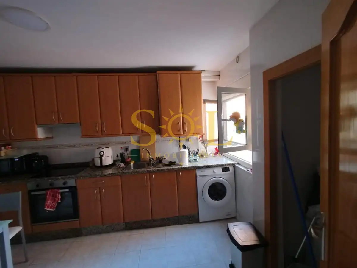 Kitchen of Study for rent in León Capital   with Heating, Parquet flooring and Furnished