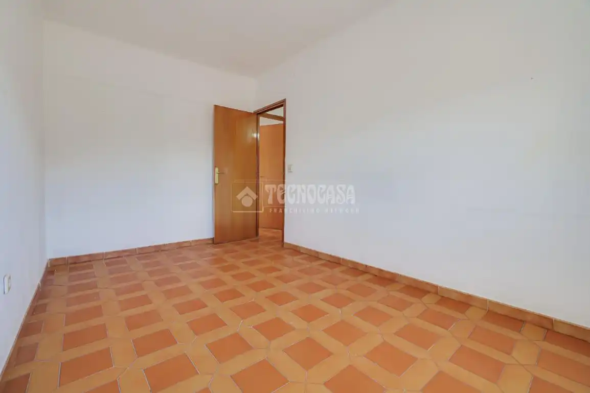 Habitación de Piso en venta en Sant Vicenç Dels Horts con Aire acondicionado y Alarma