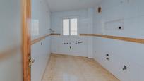 Kitchen of Flat for sale in Vícar