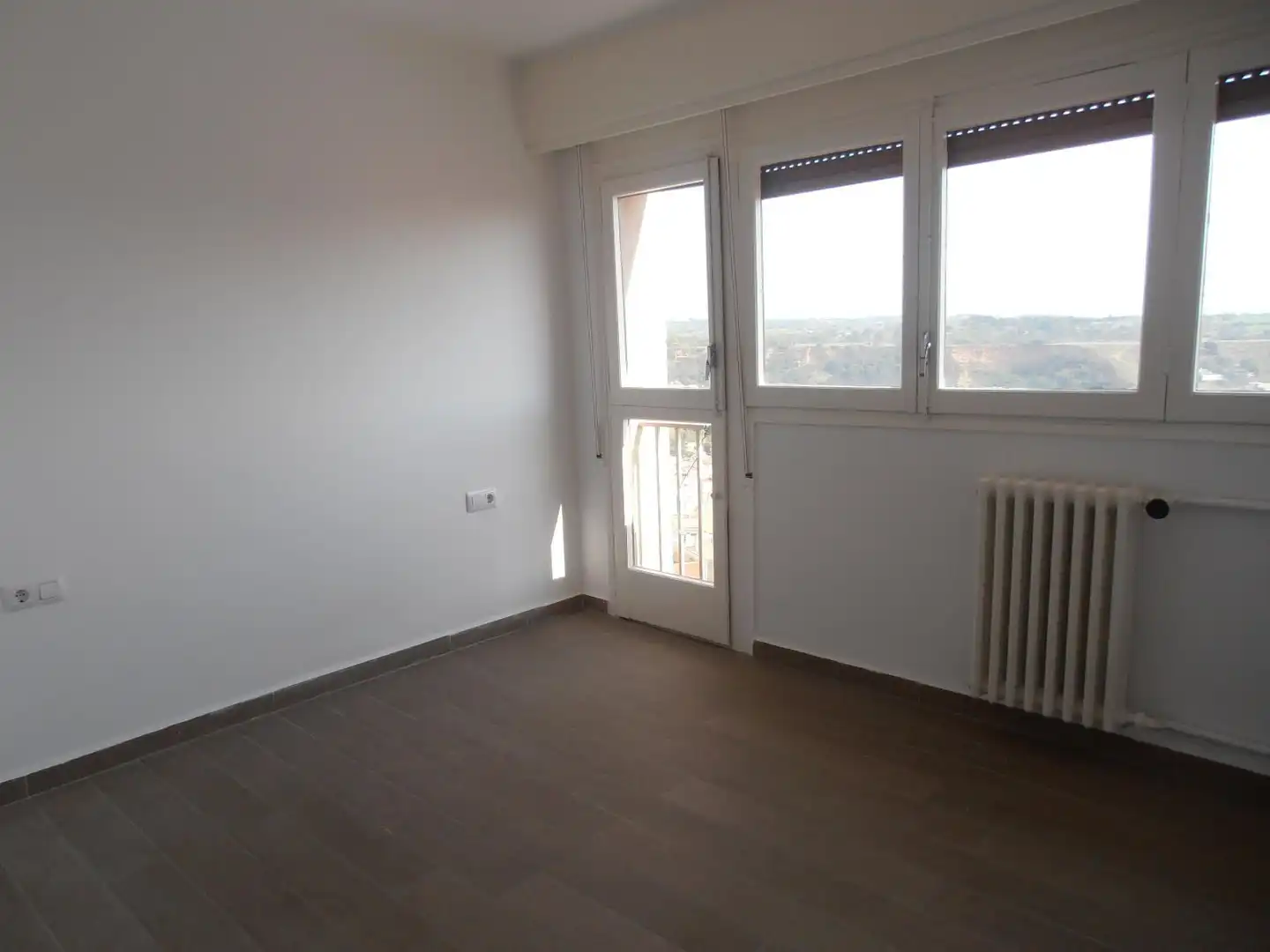 Habitación de Piso en venta en Sabadell con Calefacción, Terraza y Balcón