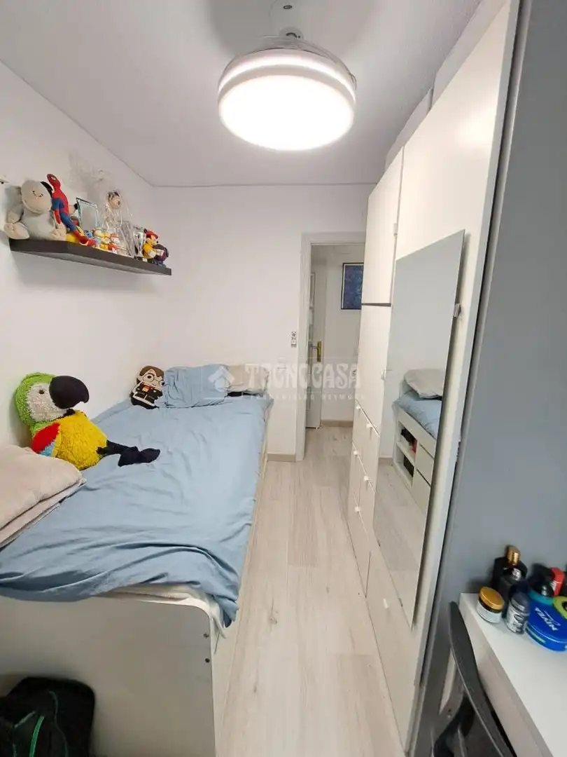 Schlafzimmer von Wohnung zum Verkauf in Parla mit Klimaanlage und Terrasse
