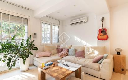 Living room of House or chalet for sale in Castelldefels  with Air Conditioner, Heating and Private garden