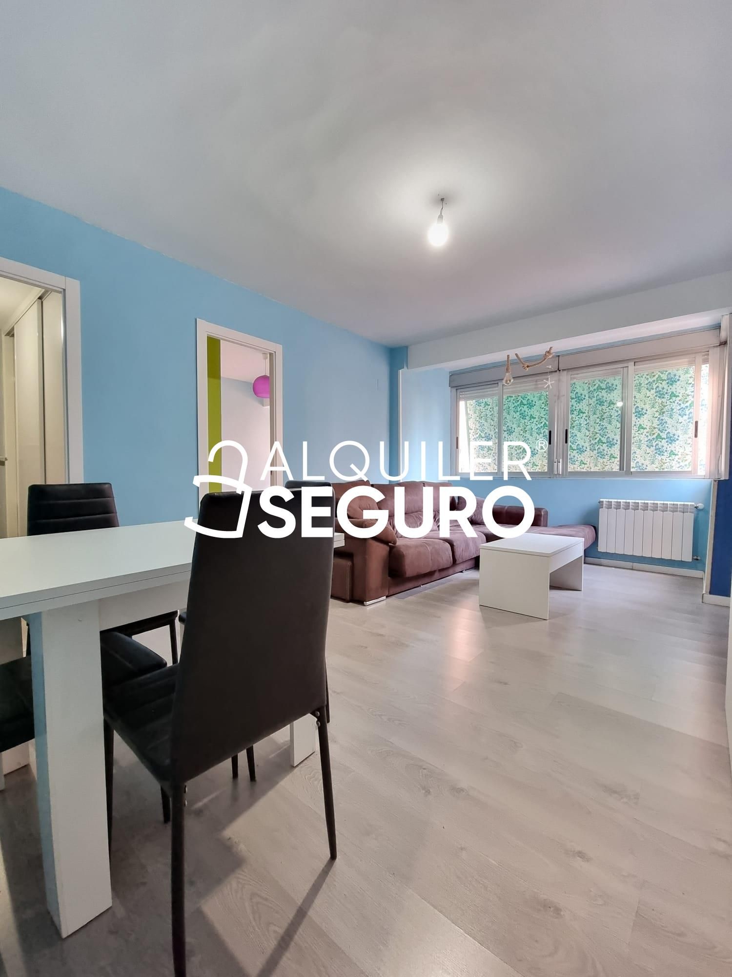 Living room of Flat to rent in Valdemoro  with Air Conditioner, Heating and Furnished