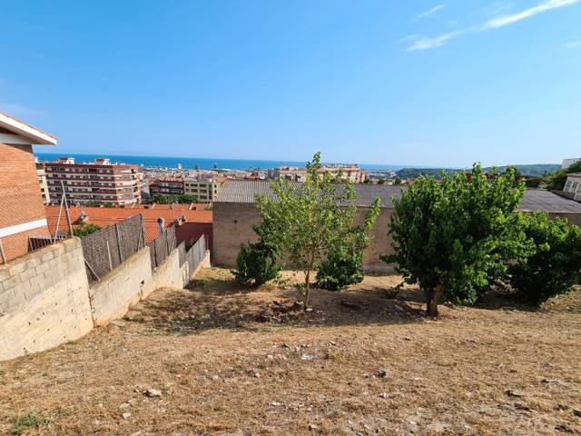 Terreno residencial en Venta en Carrer Nord, 24 en Cerdanyola Nord