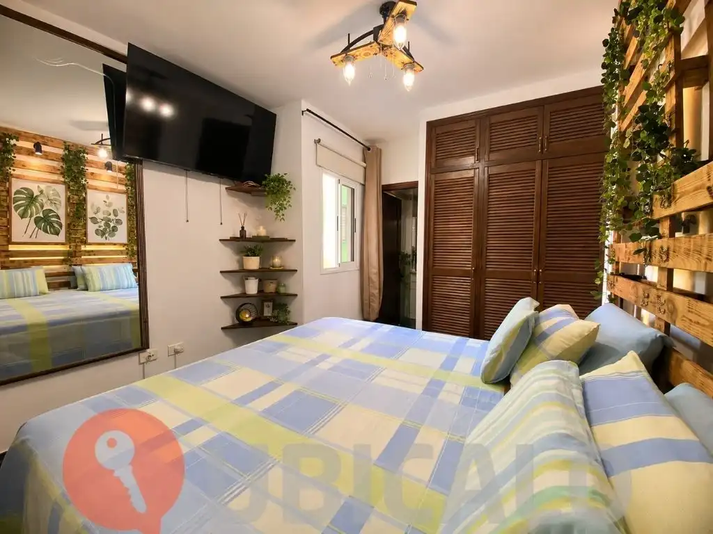 Habitación de Casa adosada en venta en San Cristóbal de la Laguna con Terraza, Trastero y Amueblado