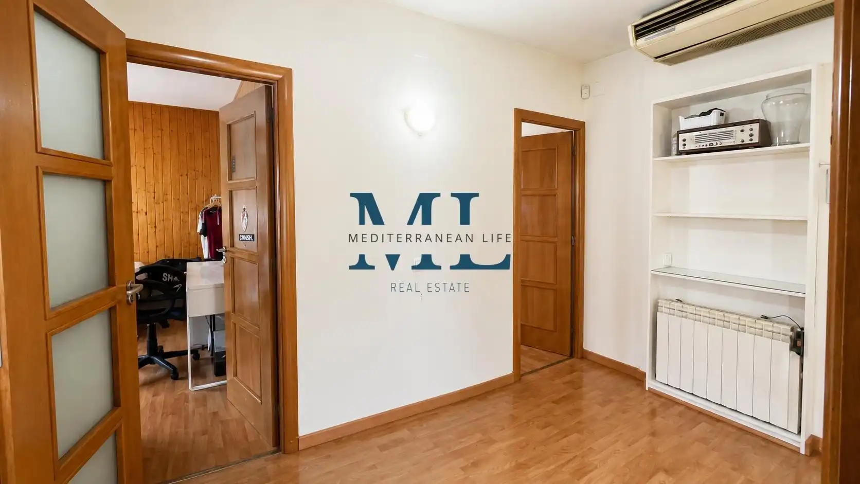Sala d'estar de Casa o xalet en venda en Sant Pere de Ribes amb Piscina