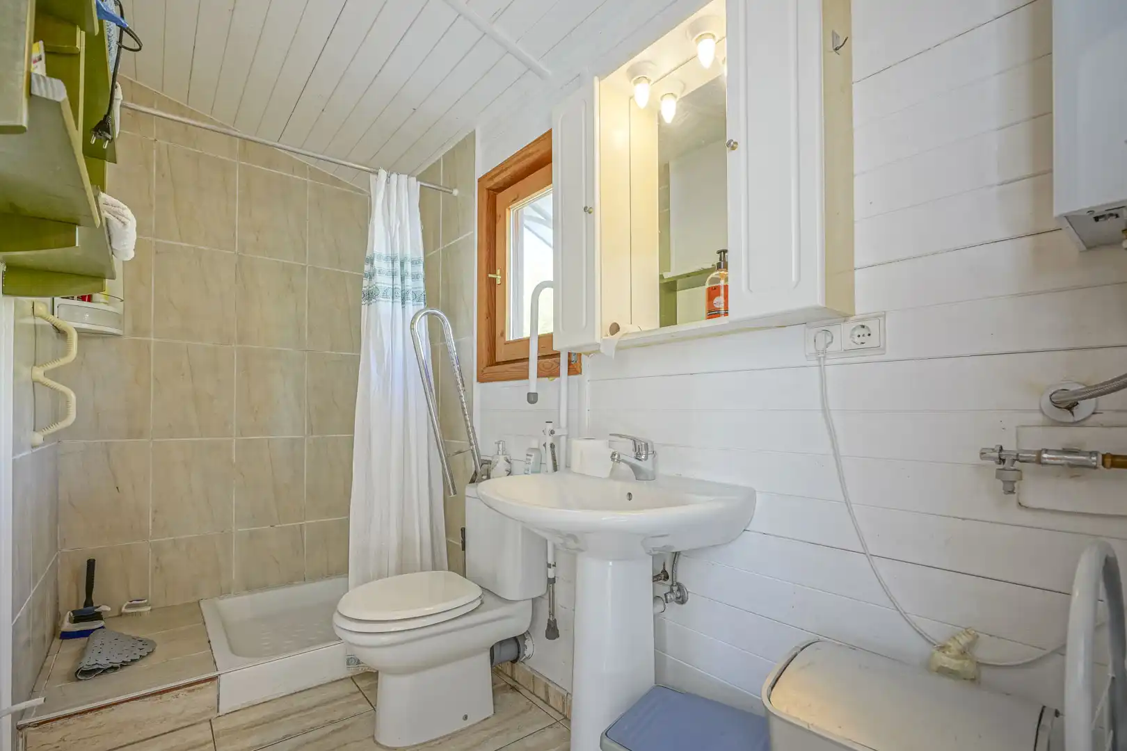 Bathroom of Houses for sale in Jávea / Xàbia  with Air Conditioner, Heating and Private garden