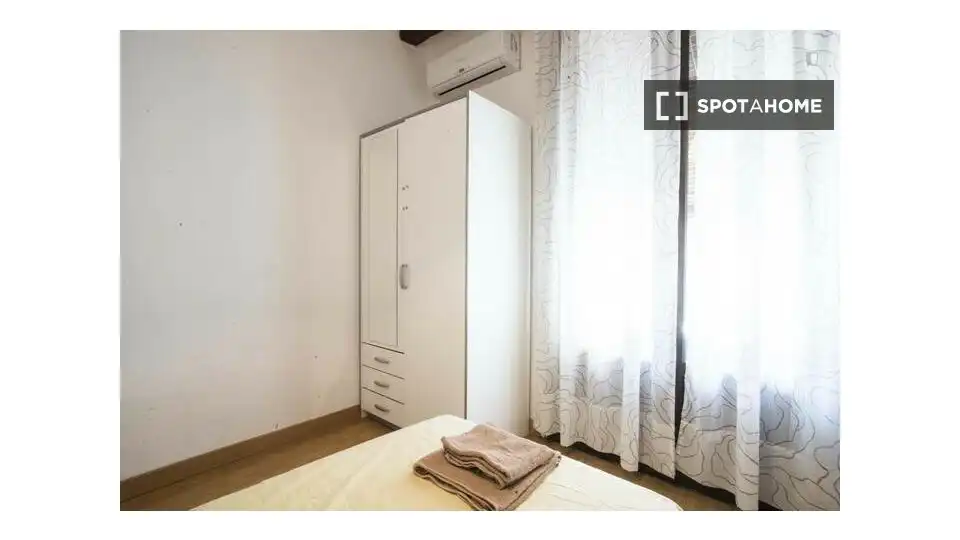 Piso con terraza en alquiler en Ciutat Vella, imagen 16