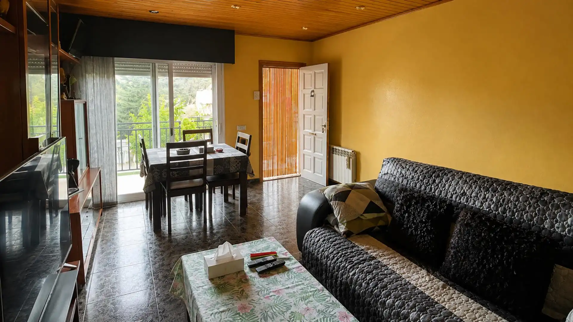 Sala d'estar de Casa o xalet en venda en Vacarisses amb Calefacció, Jardí privat i Terrassa