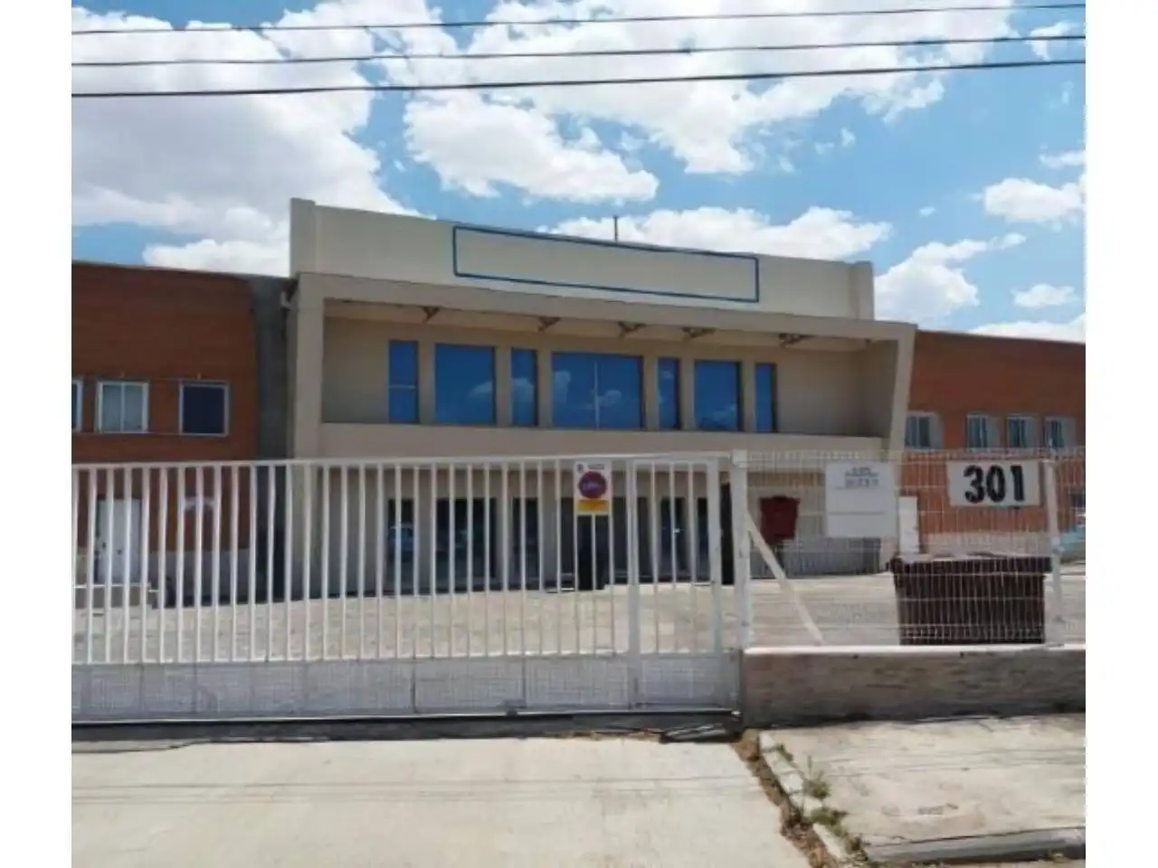 Nave industrielle à vendre à Avenida Cristóbal Colón, imagen 2