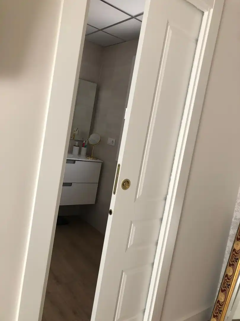 Badezimmer von Haus oder Chalet zum Verkauf in Aspe mit Klimaanlage, Privatgarten und Terrasse