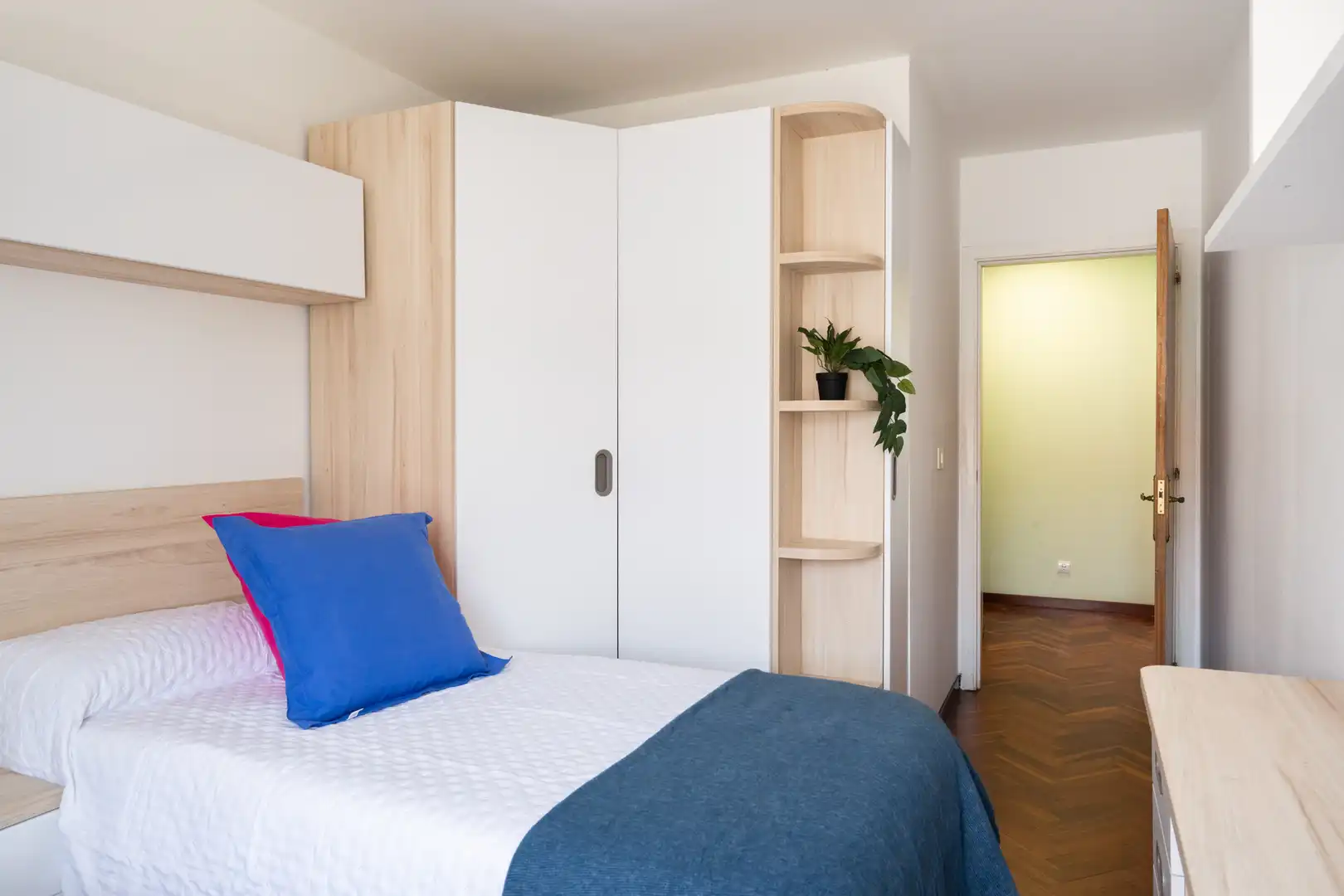 Habitación de Piso en venta en Culleredo con Calefacción, Parquet y Trastero