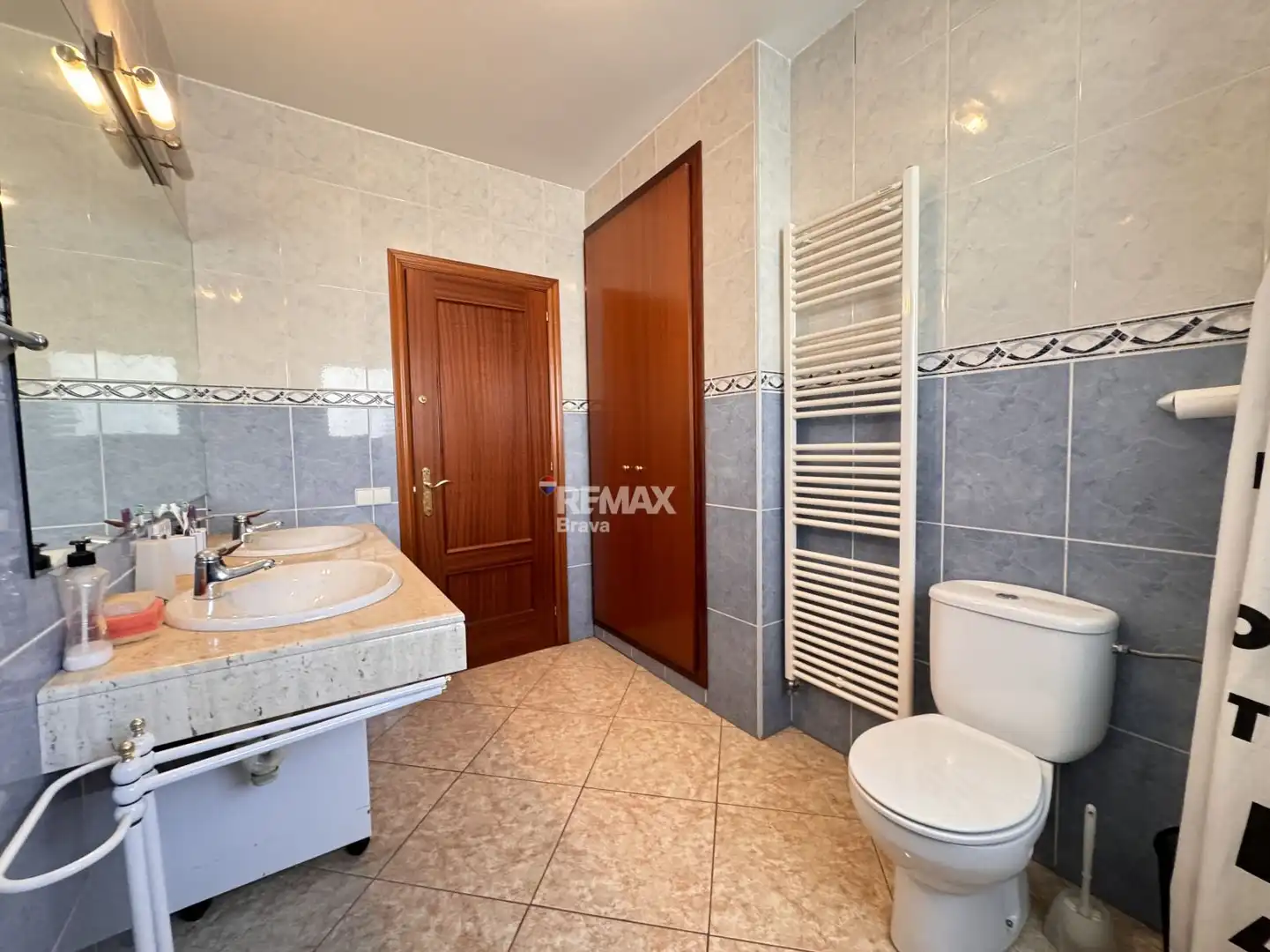 Baño de Casa o chalet en venta en Empuriabrava con Calefacción, Jardín privado y Terraza