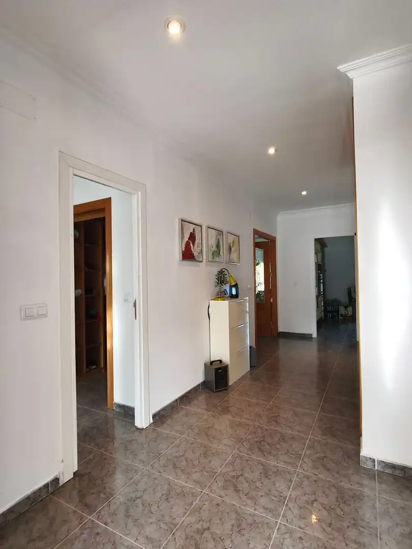 Houses for sale in Millena  with Air Conditioner, Terrace and Storage room