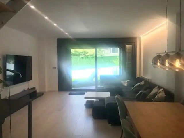 Sala de estar de Casa o chalet en venta en Castro-Urdiales con Calefacción, Jardín privado y Terraza