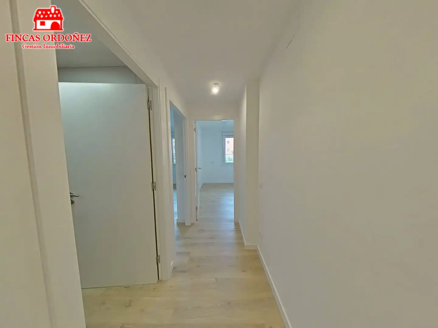 Wohnung zum Verkauf in Sant Andreu de la Barca mit Klimaanlage, Heizung und Balkon