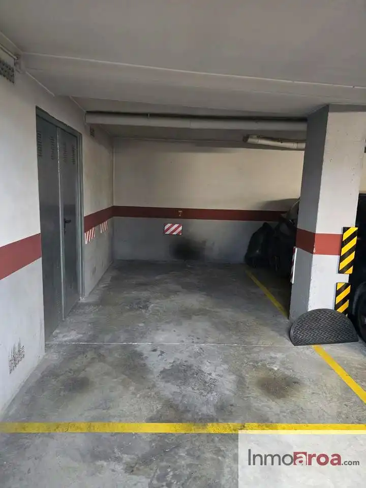 Parking de Garaje en venta en Serra
