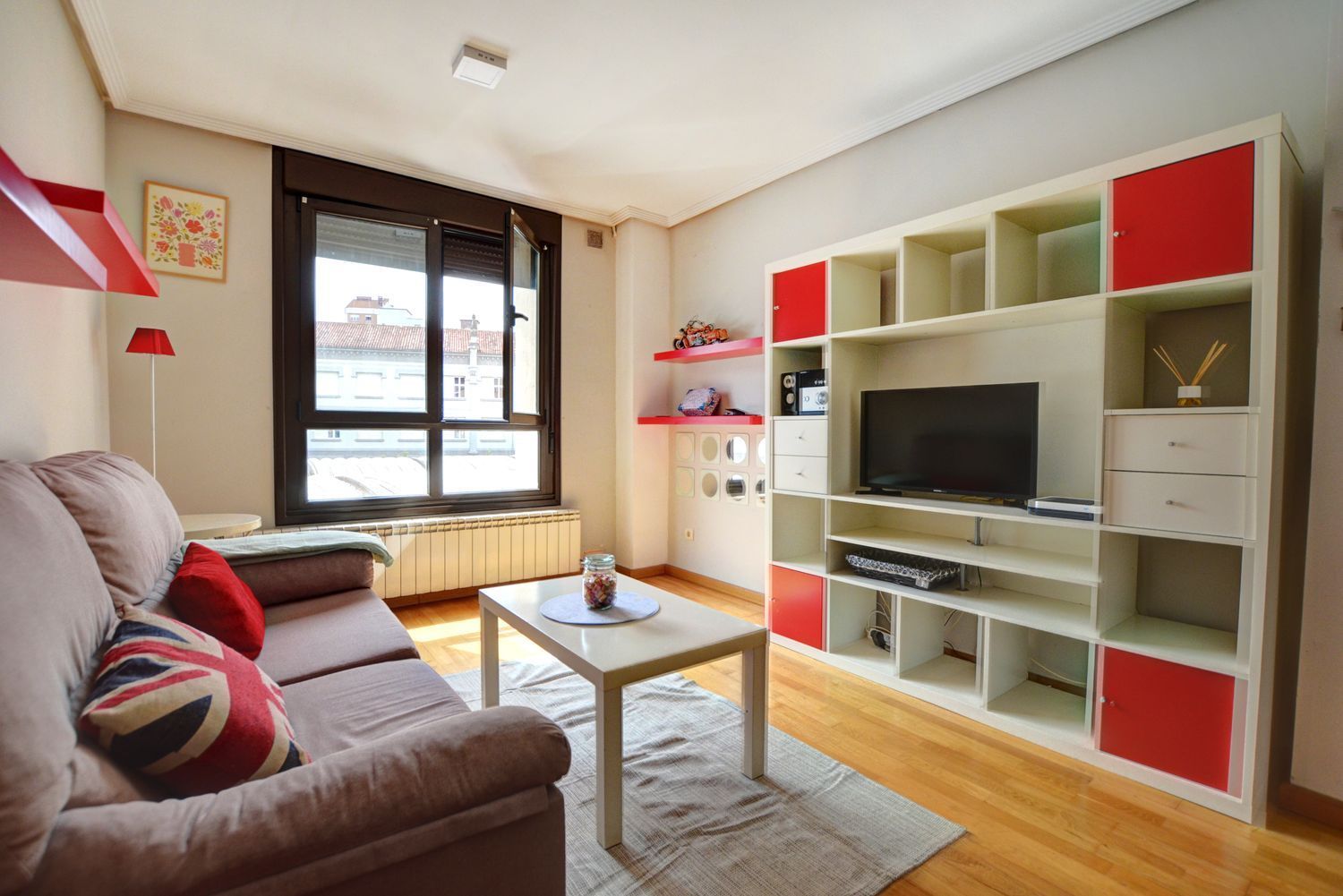 Living room of Flat for sale in Gijón   with Heating, Storage room and Swimming Pool