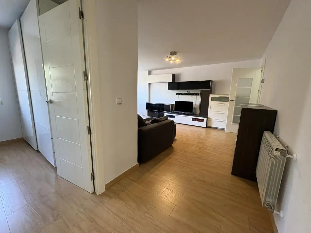 Living room of Flat for rent in Madrid  with Air Conditioner, Heating and Furnished
