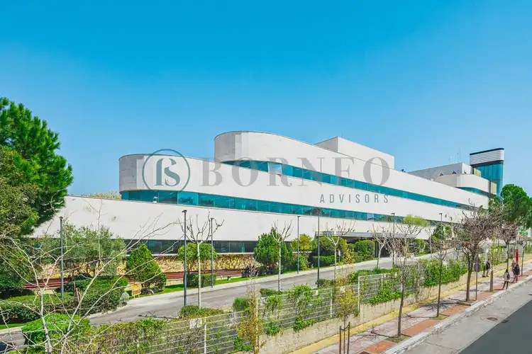 Vista exterior de Oficina de lloguer en Madrid