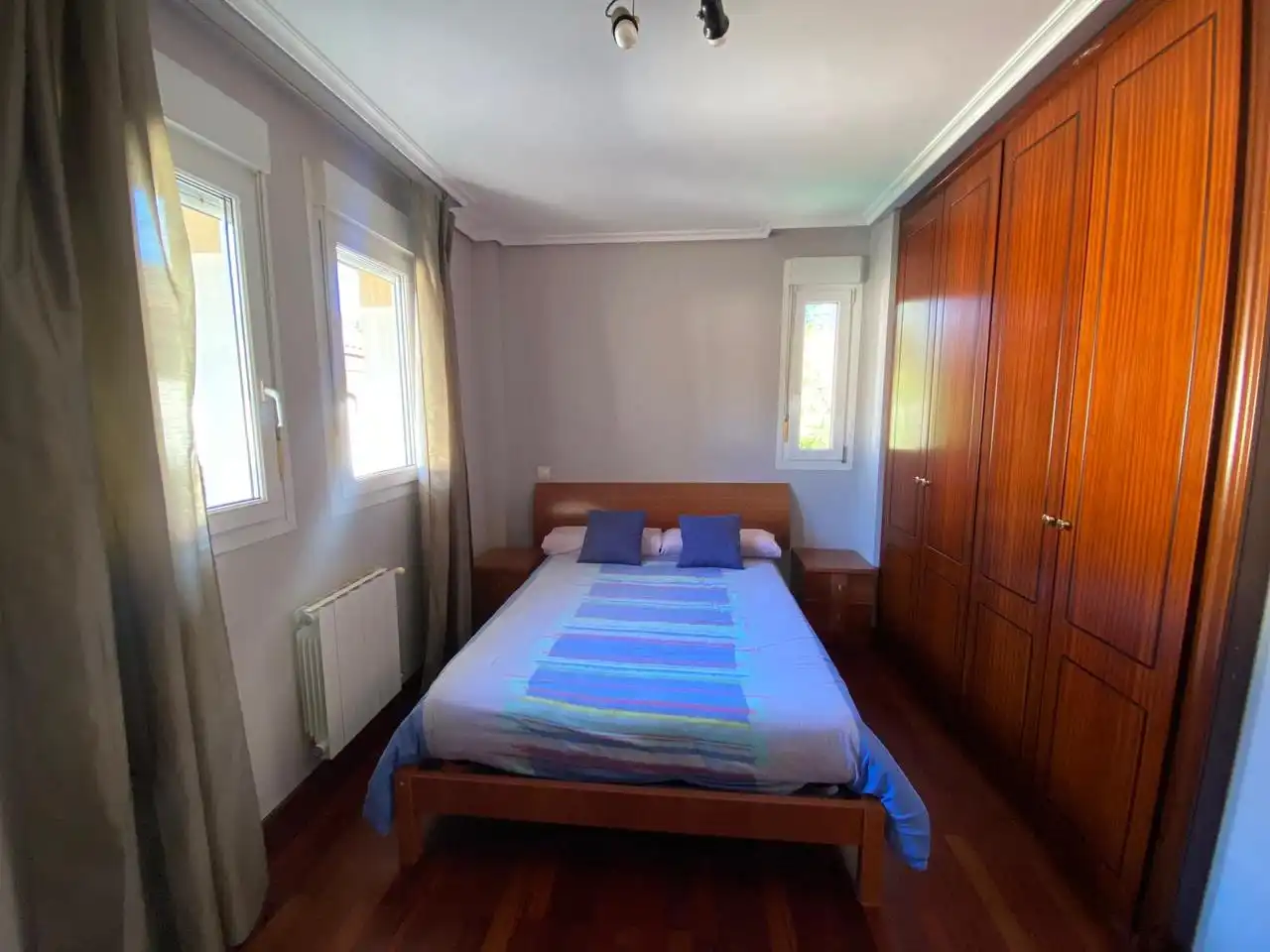 Habitación de Casa o chalet de alquiler en Castro-Urdiales con Calefacción y Jardín privado