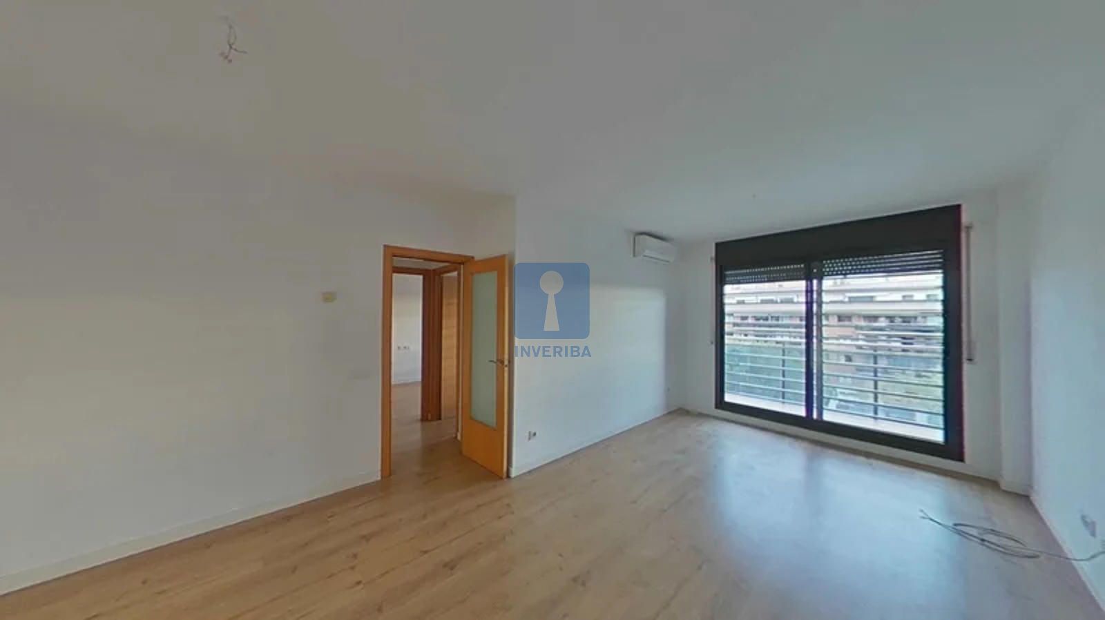 Living room of Flat for sale in Sant Cugat del Vallès  with Air Conditioner, Heating and Terrace