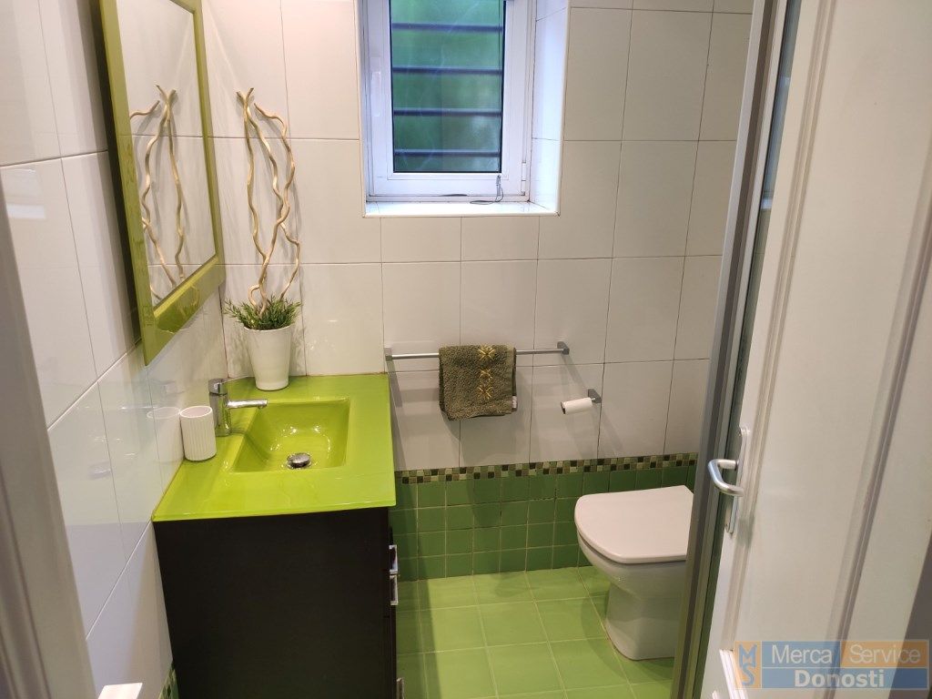 Bathroom of Flat for sale in Irura