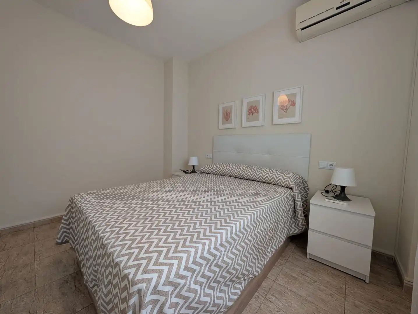 Habitación de Piso de alquiler en Huelva con Aire acondicionado