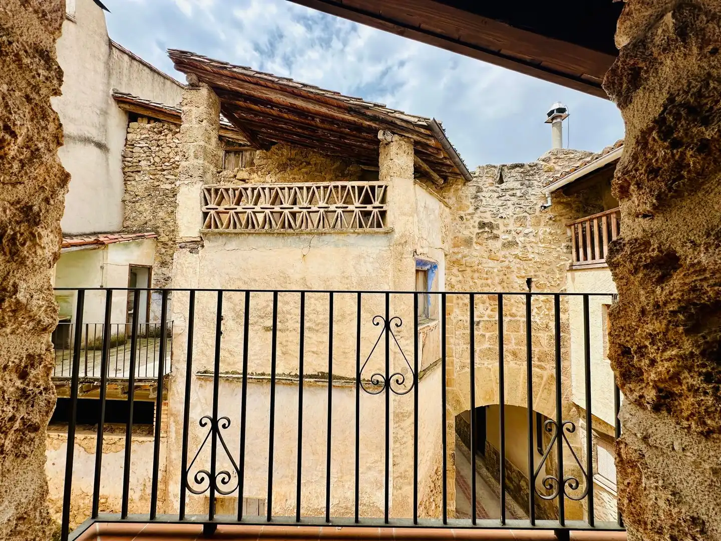 Vista exterior de Casa o chalet en venta en Beceite con Amueblado y Balcón