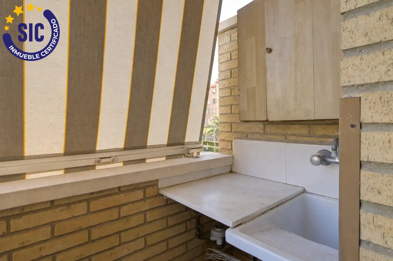 Flat with terrace for sale in Avenida camp de morvedre 82, imagen 21