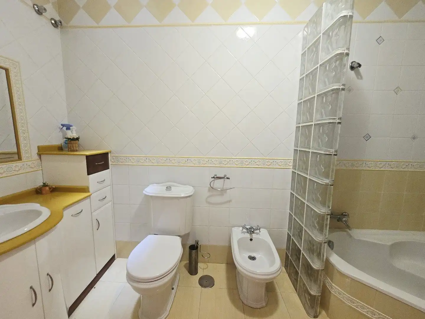 Badezimmer von Haus oder Chalet zum Verkauf in Sorbas mit Klimaanlage, Privatgarten und Terrasse