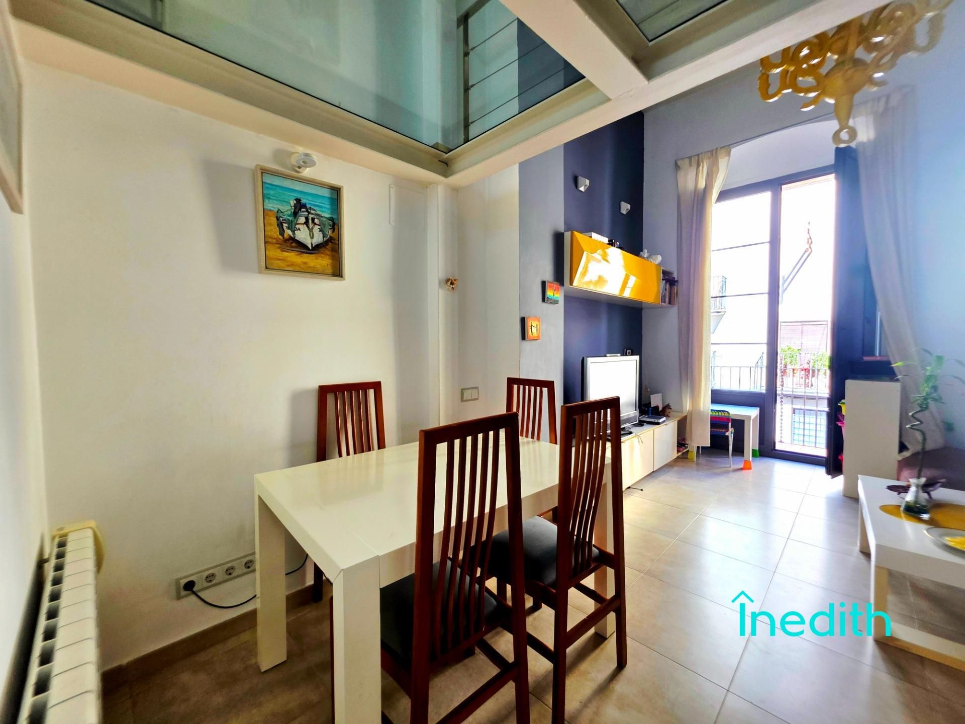 Menjador de Casa o xalet en venda en Vilanova i la Geltrú amb Aire condicionat, Calefacció i Terrassa