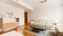 Living room of Flat for sale in  Madrid Capital  with Air Conditioner, Heating and Parquet flooring