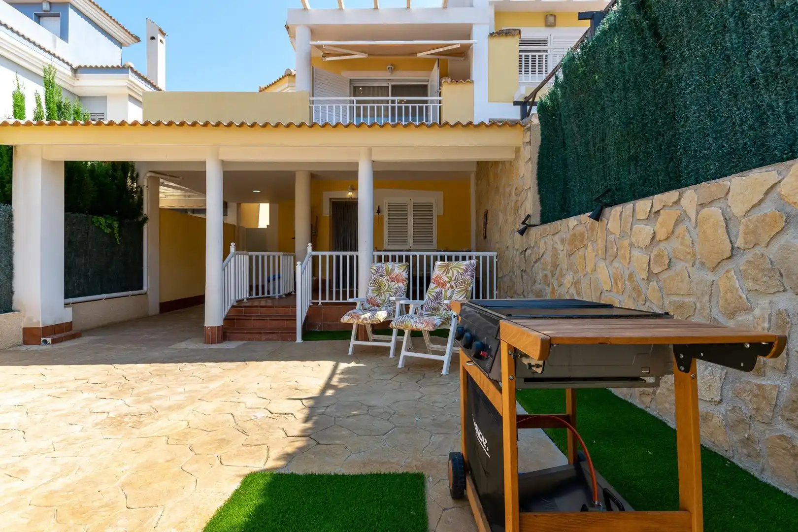 Bungalow with pool to rent in Calle MONTE DE STA POLA 10