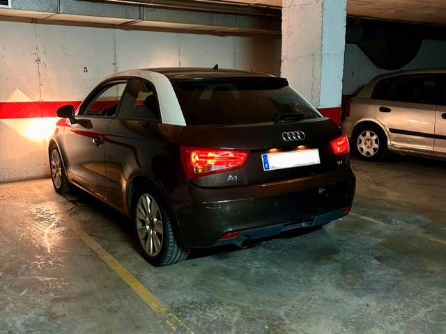 Garaje en Alquiler en Calle Pedro Espinosa, 9 en Camino de Antequera