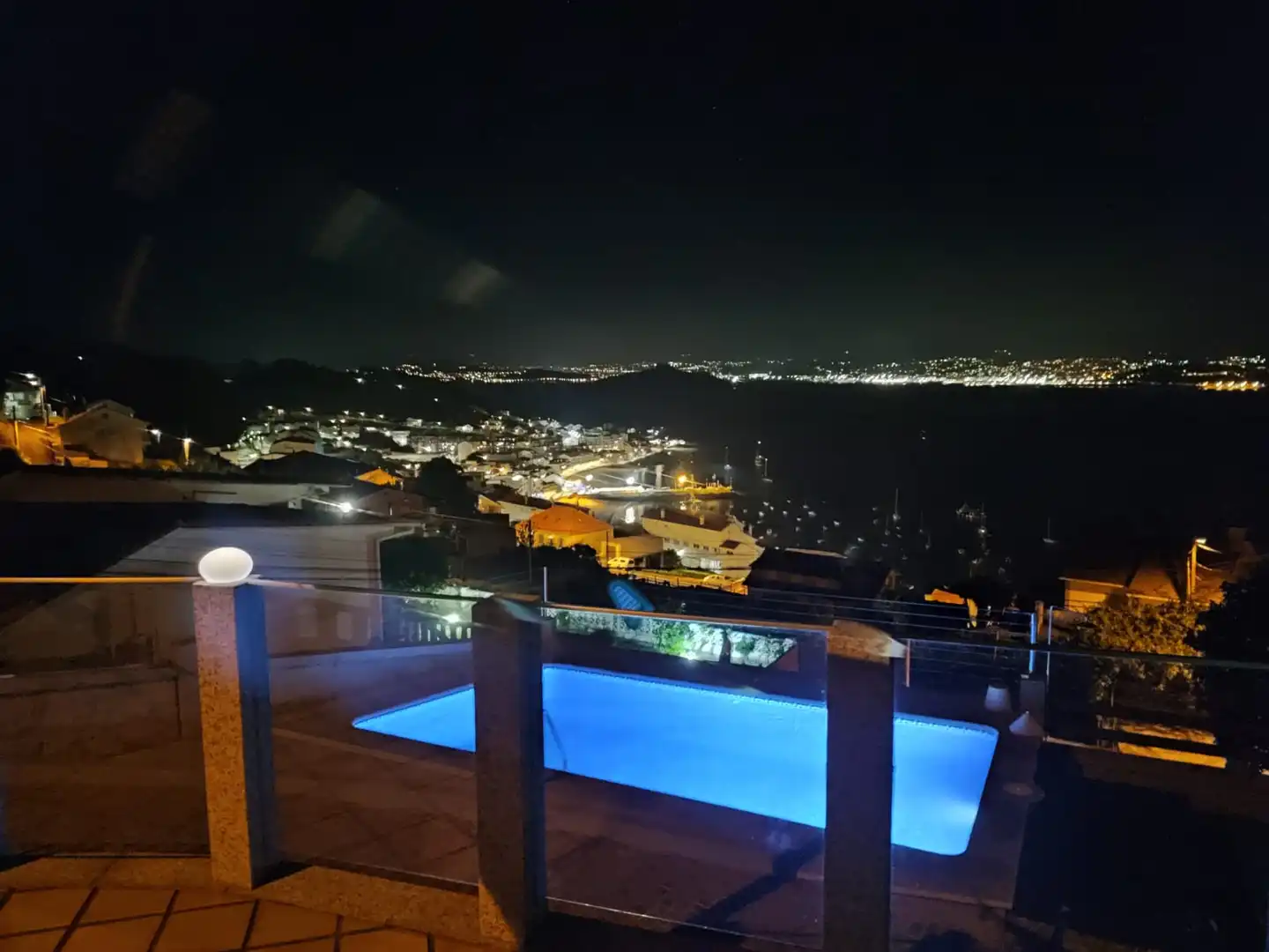 Swimming pool of Houses for rent in Sanxenxo  with Air Conditioner, Private garden and Terrace