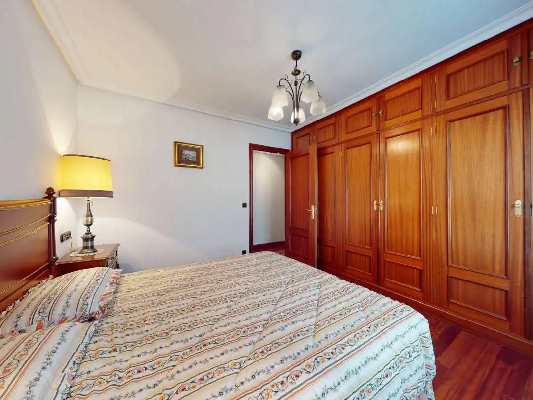Bedroom of Flat for sale in Legazpi  with Heating and Furnished