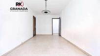 Bedroom of Flat for sale in  Granada Capital  with Air Conditioner and Terrace