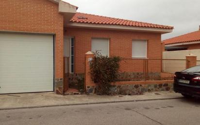 Exterior view of House or chalet for sale in La Mata