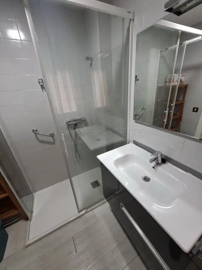 Bathroom of Flat for sale in Lovaina
