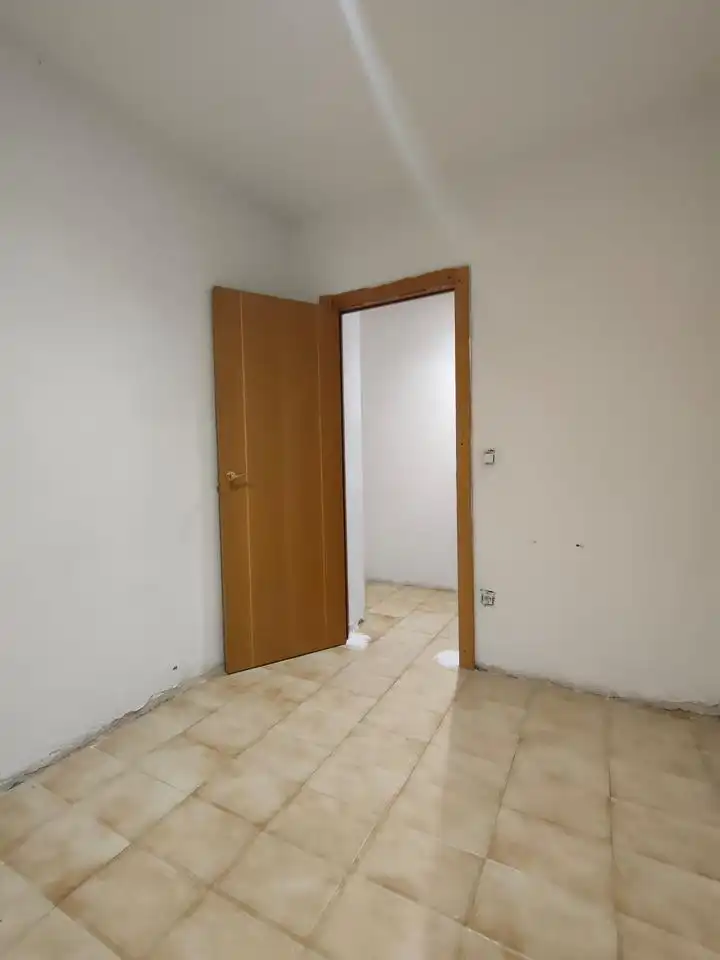 Flat for sale in Zaragoza  with Heating and Storage room