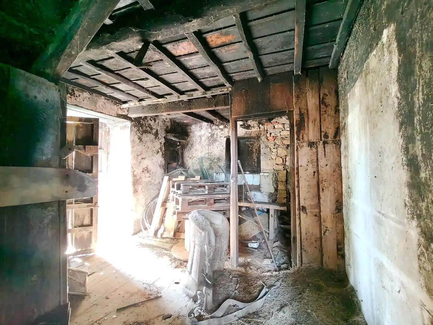 Casa o xalet en venda en Salas amb Terrassa i Piscina