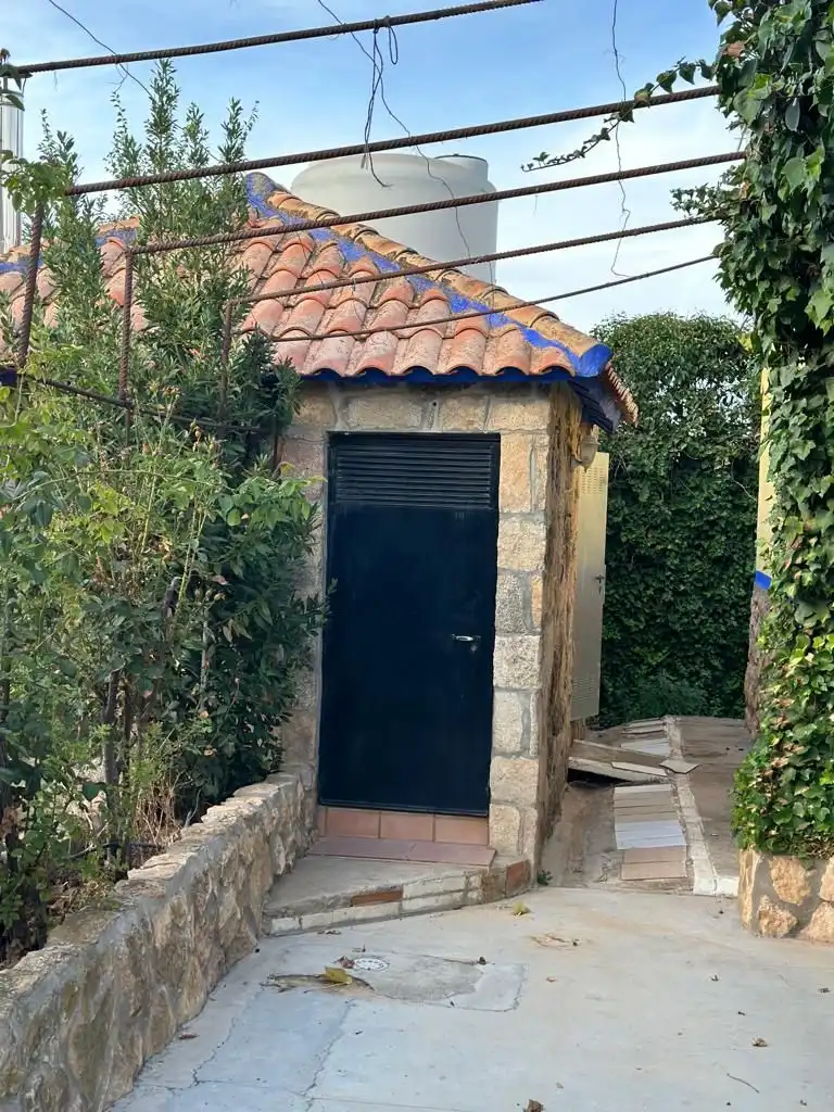 Vista exterior de Finca rústica en venta en Tomelloso con Aire acondicionado, Jardín privado y Terraza